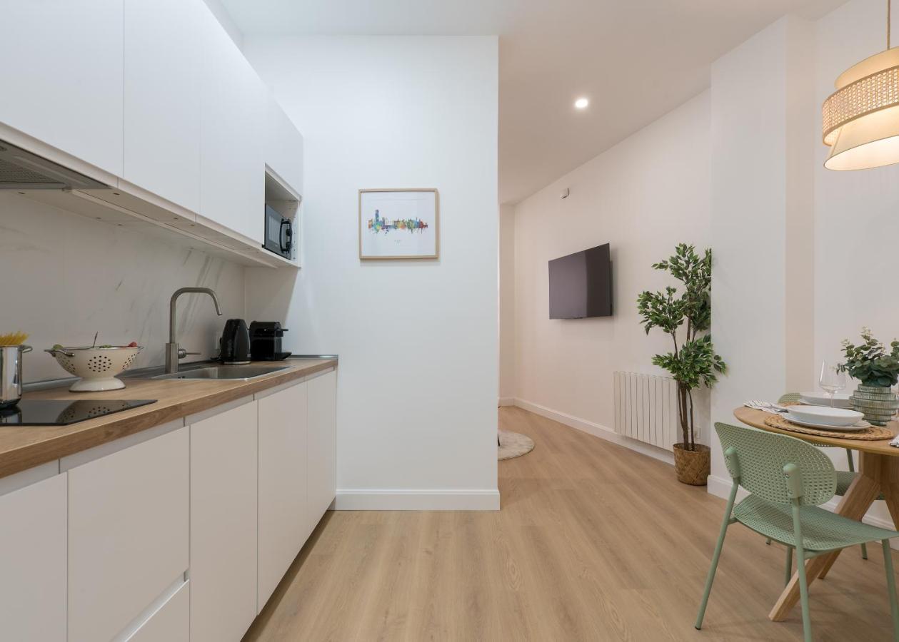 Kaixo Bilbao Apartments Exterior photo